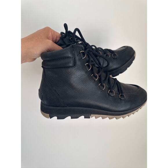 SOREL Harlow Women's Leather Lace-Up Ankle Boots - Black, Size 7 - Picture 1 of 7